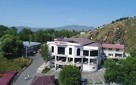 Hotel Ashot Erkat